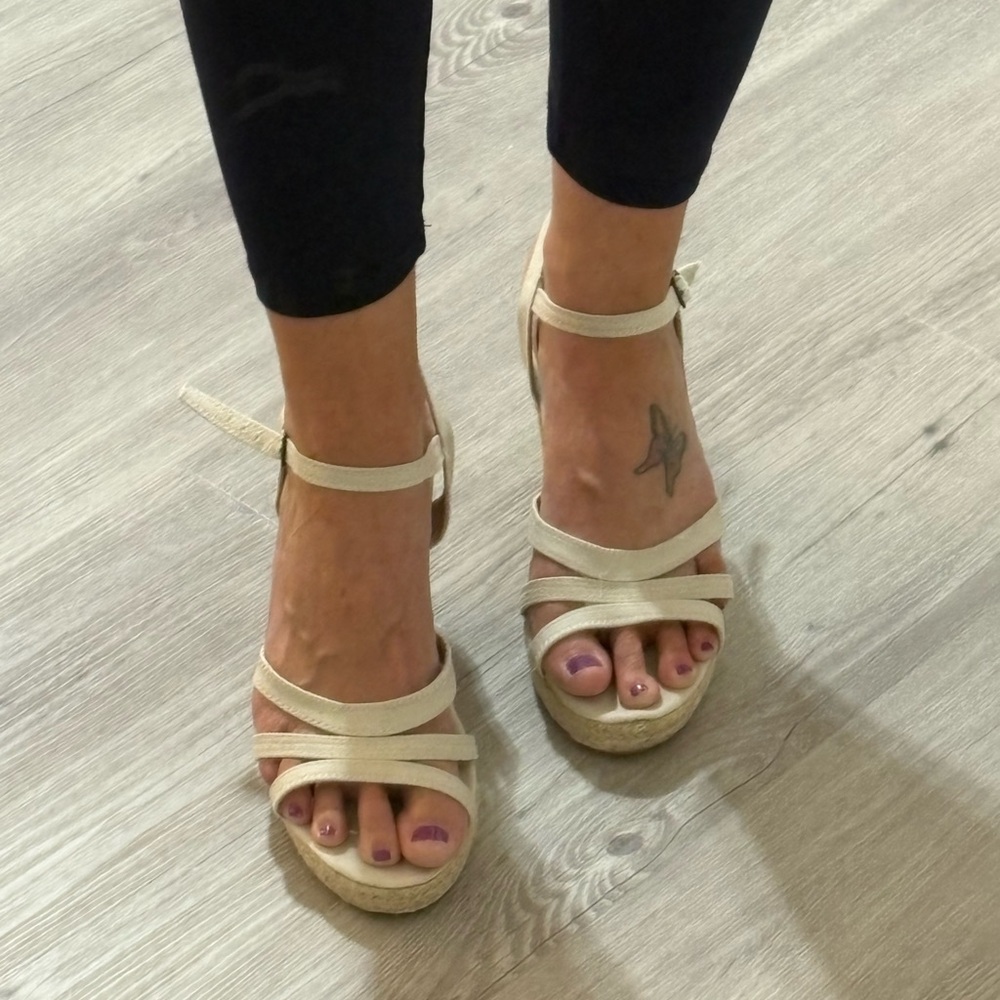 Elegant Cream Strappy Sandals